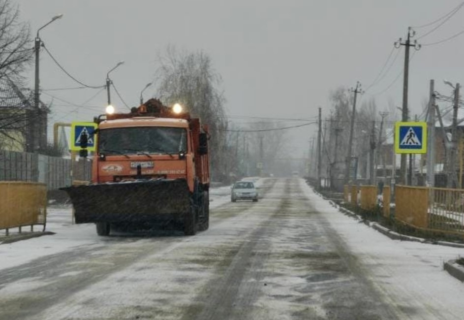 В Самарской области перекрыли участок трассы М5 из-за метели