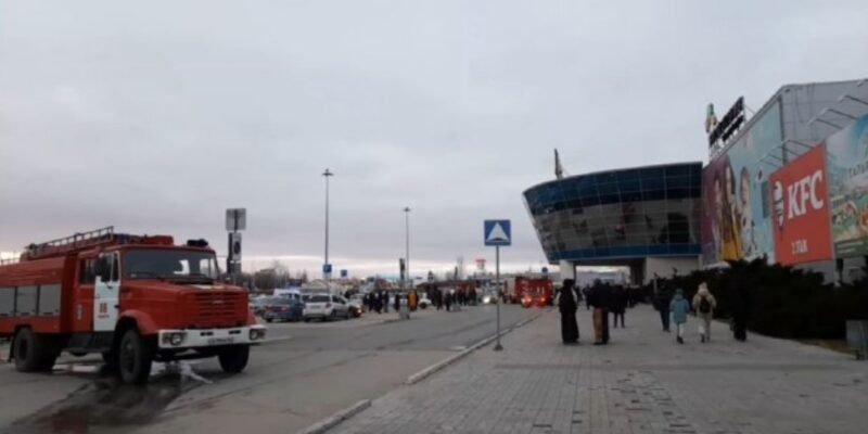 В Тольятти эвакуировали сотни посетителей крупного торгового центра