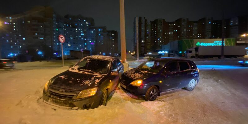 При столкновении двух машин в Тольятти пострадал человек