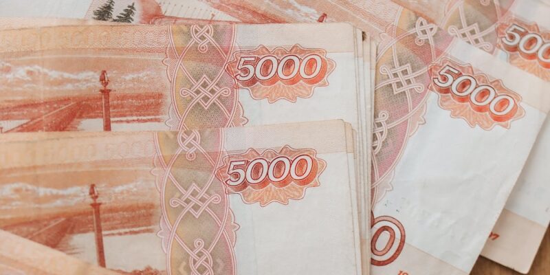 Мошенники выманили у пенсионерки из Тольятти 400 тысяч рублей